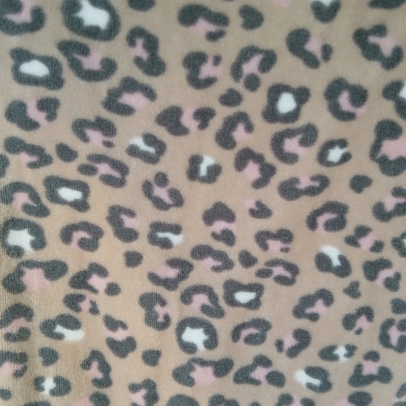 Animal Print Velour Casual Shirt Top 1X 2X - Picture 5 of 6